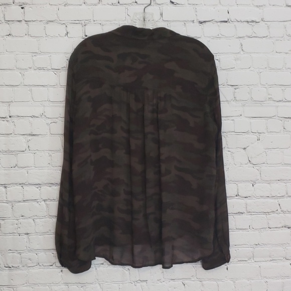 Anthropologie Camoflage Button Down - Picture 5 of 5